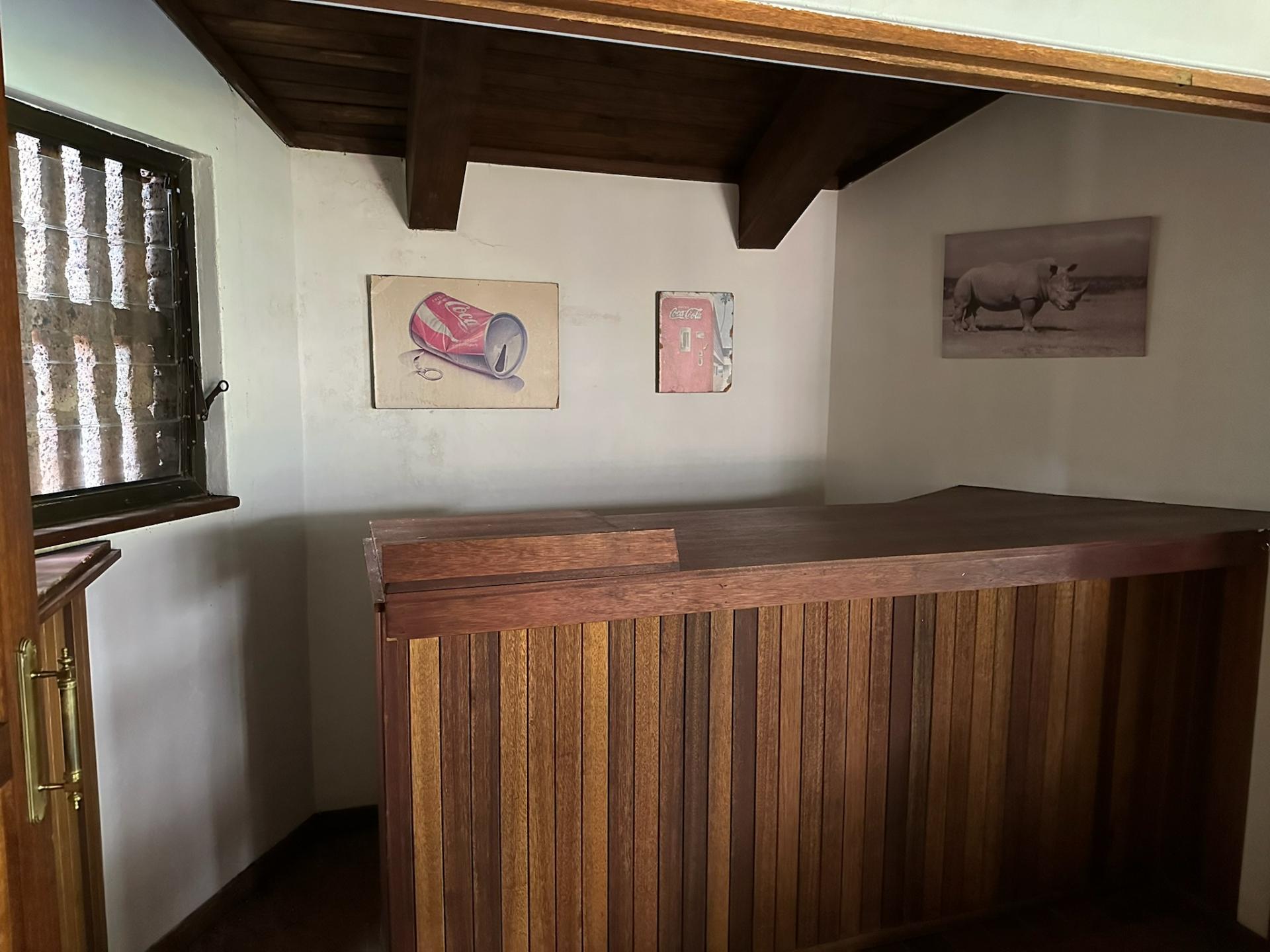 Communal (4) Communal (4)