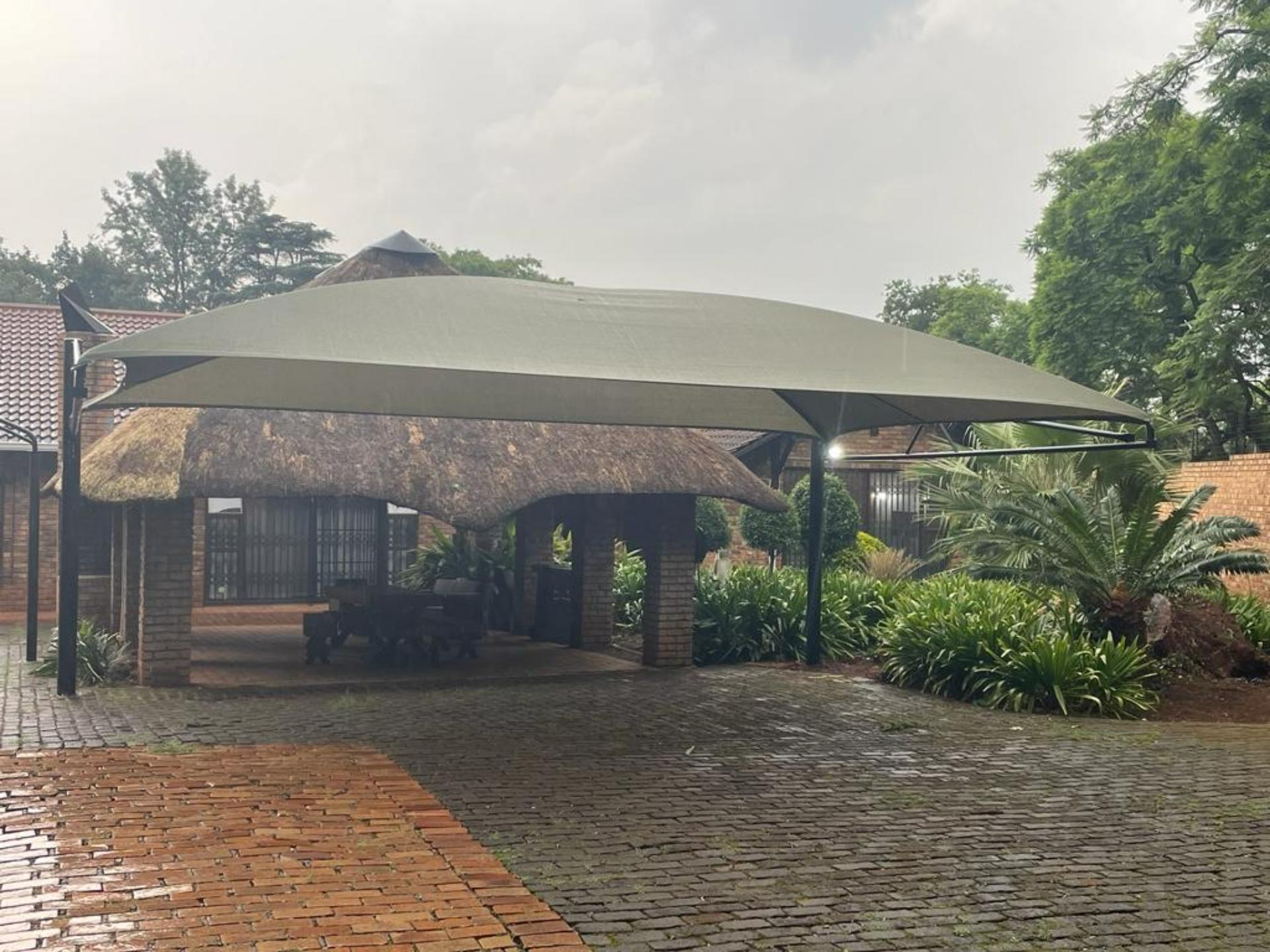 Garden (15) Garden (15)