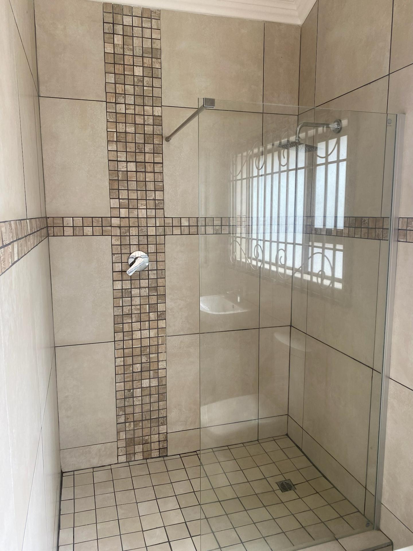 rooms (15) rooms (15)