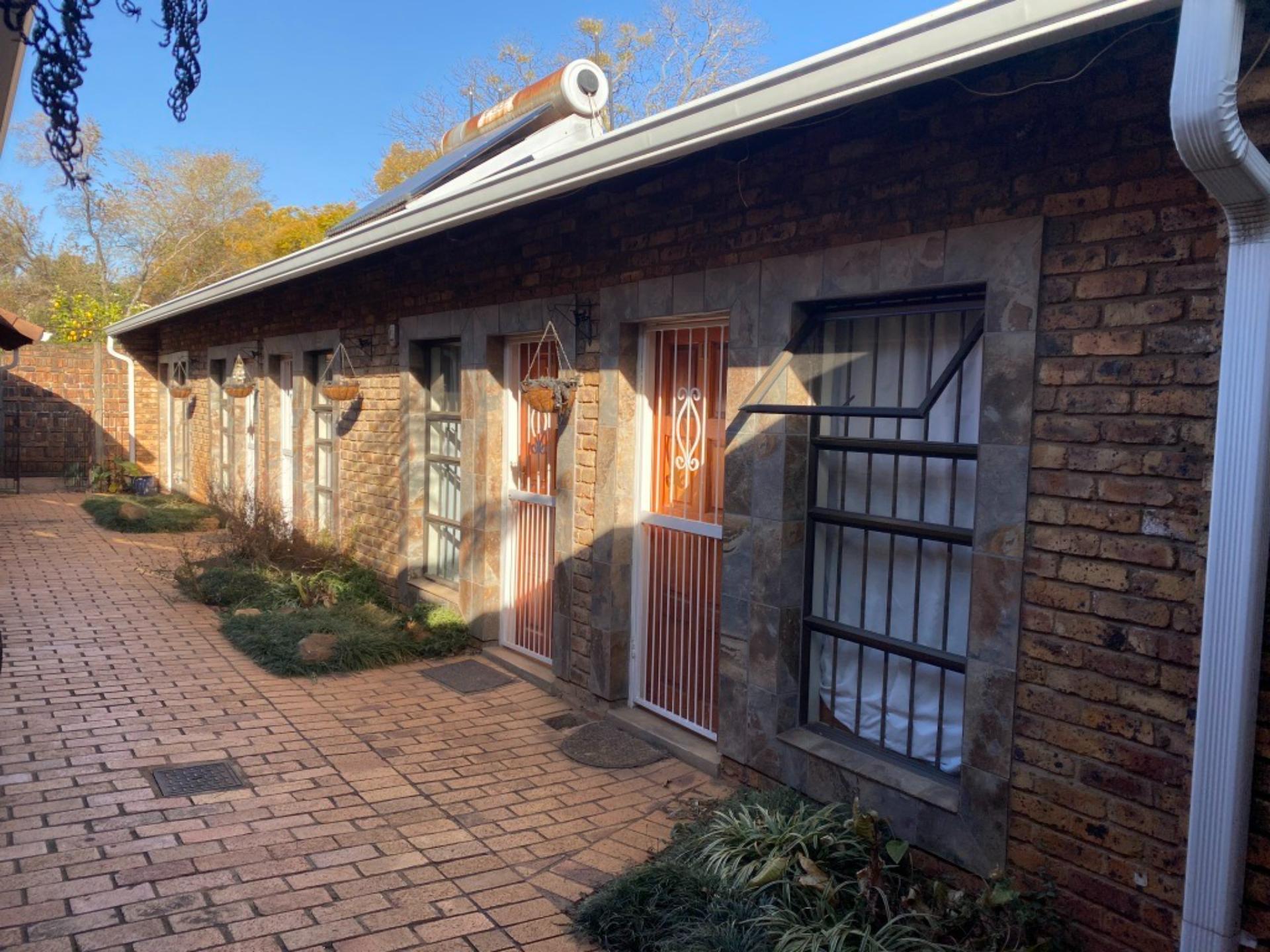 rooms (21) rooms (21)