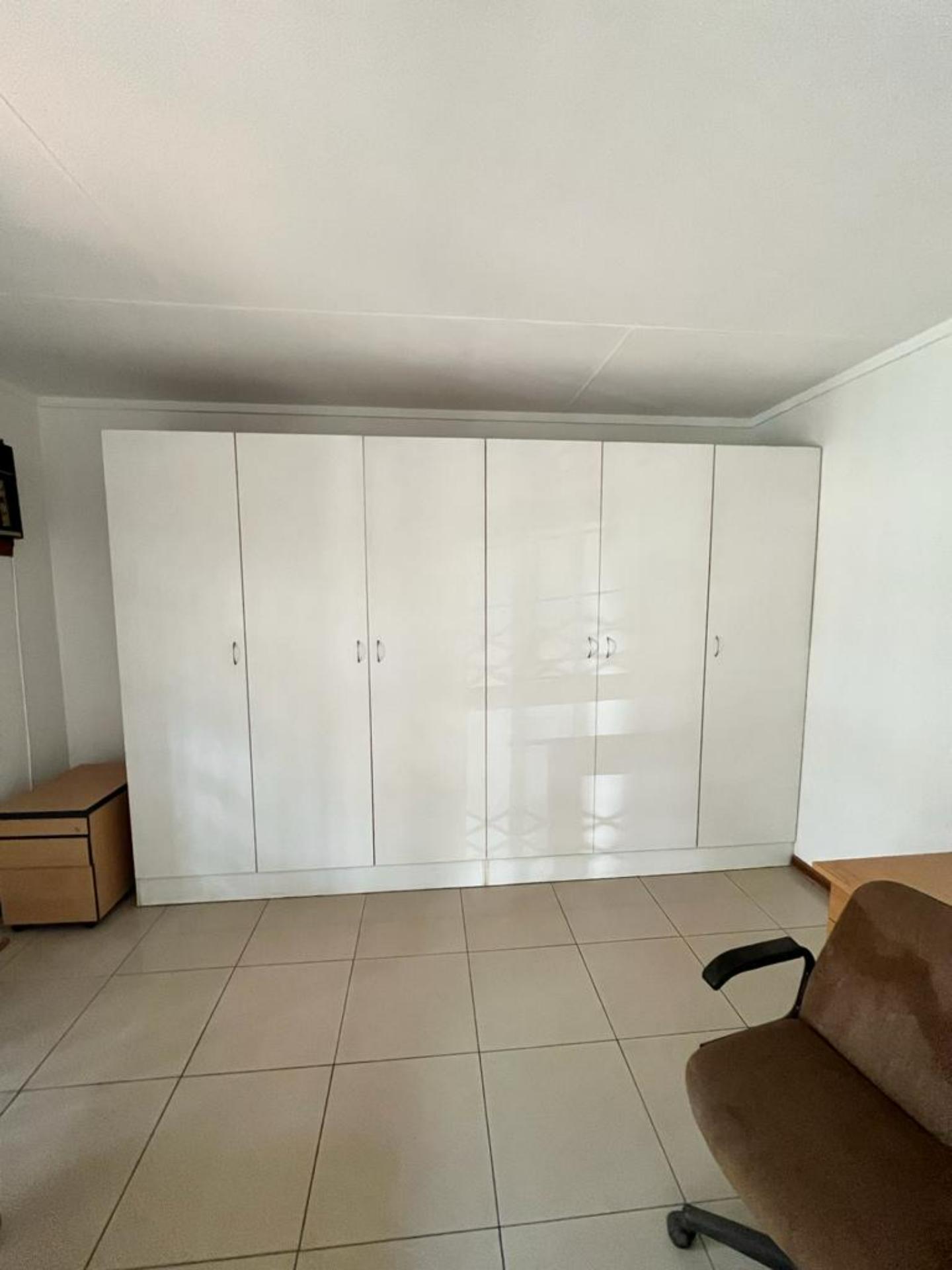 rooms (23) rooms (23)